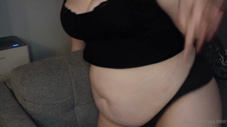 1085952429_freya-s-gaining-advice-ever-wonder-how-i-got-fat-i-don-t-b_0.mp4