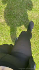 1146313106_little-garden-walks-in-my-tights_0.mp4