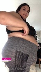 419125892_in-this-video-i-will-try-a-top-that-used-to-fit-me-and-then_0.m4v