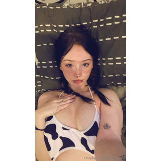 2024-04-04_Moo_1242x2208_d9a66787c02734a45bd5c4df3a092ec8.jpeg