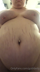 81641434_showing-off-my-big-growing-body-for-you-if-you-have-any-o_0.m4v