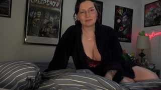 Bettie Bondage - Mom's Vacation Confession - 4K.mp4
