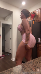 Trying on some swimsuits and couldn’t help myself lol(1).mp4