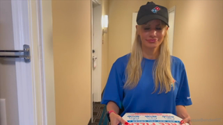Cassie Bender Delivers Domino's Pizza.mp4