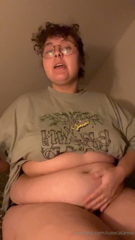 1645255765_before-bed-belly-rubs-and-yaps_0.mp4