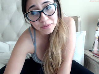 bellatorrez_15032017_2303_myfreecams.mp4
