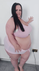 321930395_does-this-pink-outfit-make-me-look-like-a-real_0.mp4