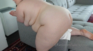 1114731438_i-can-t-believe-i-m-getting-too-fat-to-masturbate-this-is-h_0.mp4