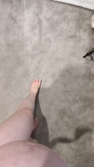 1274285690_naked-is-how-i-like-to-be_0.mp4