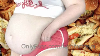 677118437_mini-stuffing-my-feedee-journey-i-just-wrapped-up-filmi_0.mp4