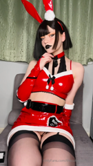 814015159_gagged-toy-for-xmas_0.mp4