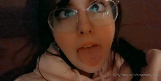 19624907_do-you-guys-like-these-silly-faces_0.m4v