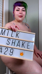 966031751_milkshake-29-watch-me-grow-for-you-right-before-your-watc_0.mp4