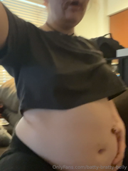 1616222120_ughhh-im-so-full-my-belly-is-heavy-i-cant-stop-burping_0.mp4