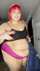 320769188_11-minutes-of-me-trying-to-shove-all-this-fat-into-last-year_0.m4v
