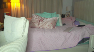 camilagomezz_Chaturbate_20260604_042925.mp4
