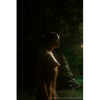 like a fairytale 🧚‍♀️_1_72ff.jpg