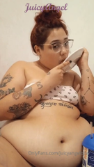 567937216_lazy-stuffing-in-bed_1.mp4