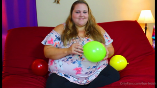 262783300_your-favorite-bbw-ssbbw-is-blowing-up-balloons-to-pop-i-jus_0.m4v