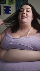 1217524321_cum-watch-me-devour-crumbl-cookies-and-have-a-chat_2.mp4