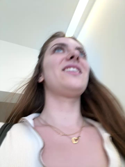 MariiD_Stripchat_20260503_122052.mp4