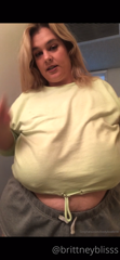 430556195_big-tits-short-crop_0.mp4