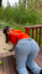 1051493138_pov-you-cant-stop-daydreaming-about-your-cute-ditsy-coworke_0.mp4