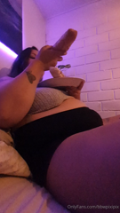 999233433_do-you-want-to-see-me-eating-a-whole-baguette-put-the-v_0.mp4