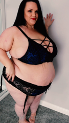 317871173_showing-off-my-curves-for-you-in-this-sexy-little-number_0.m4v