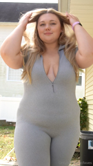 1455437809_which-is-your-favorite-outfit_0.mp4