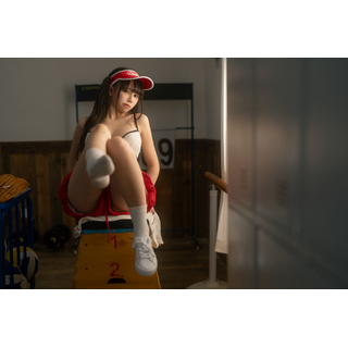 Cosplayer-Iron-hand-calls-the-beast-full-sportswear-MissKON.com-010.jpg