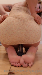 UpcloseSkirtDildoRide_AderesQuin.mp4