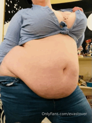 961821853_tell-me-how-fat-i-look_0.mp4