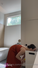 Mama Fiona-Moving-Day-With-Mom.mp4