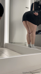 1491753618_i-love-changing-rooms-so-much-the-only-thing-missing-is-you_3.mp4