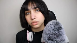 2023-06-17 - ASMR｜ NOVIA GAMER TÓXICA TE REVISA EL CELULAR (Roleplay) (public).mkv