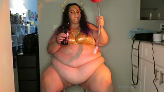 380021184_my-first-ever-funneling-i-enjoy-a-nice-cherry-cider-in-my-m_0.m4v