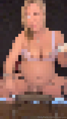 1048026201__0.mp4