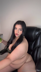 1476543093_are-you-going-to-buy-my-19-minute-mukbang-im-posting-late_0.mp4