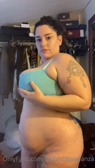 227420844_stuffing-myself-into-tight-bras-and-bouncing-around-because_0.m4v