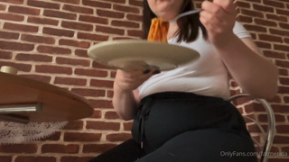 739702677_messy-stuffing-video-with-roleplay-talking-in-english-at-l_0.m4v