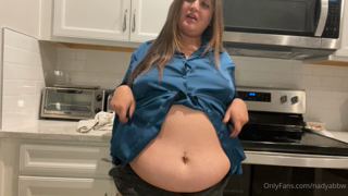 455755018_being-a-good-hog-showing-off-my-growing-belly-while-burpin_0.m4v