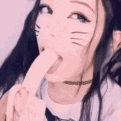 65498265_hey-everyone-im-posting-two-different-sets-both-tonight-3_0.mp4