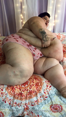 225421493_tour-of-my-massive-fat-rolls-as-i-tell-you-just-how-much-i-l_0.m4v