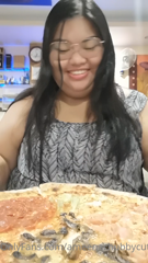 59423533_italian-pizza-for-dinner_0.m4v