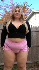 1474985643_which-is-your-favorite-pink-strawberries-or-cheetah-shorts_5.mp4