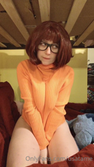  Scooby Doo Velma Sweater.mp4