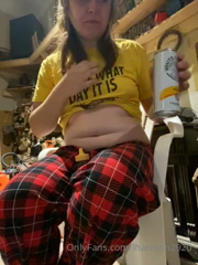 168256132_chugging-a-quick-stuffing-and-a-smoke-with-some-burps-a_0.m4v