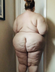 12107400_i-think-my-ass-is-getting-too-wide_0.mp4