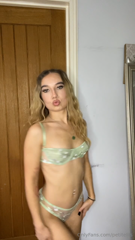 1400749837_swipe-to-see-the-way-i-want-you-to-grab-my-ass_2.mp4